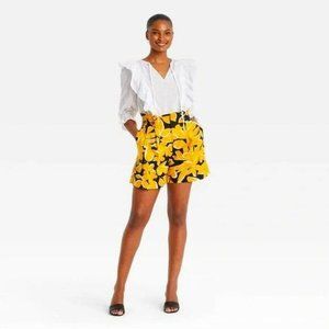 Who What Wear Women's Yellow Floral Button Detail Paperbag Shorts